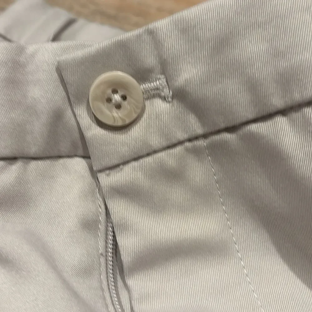 Amazon Essentials Light Khaki Golf Short size 38